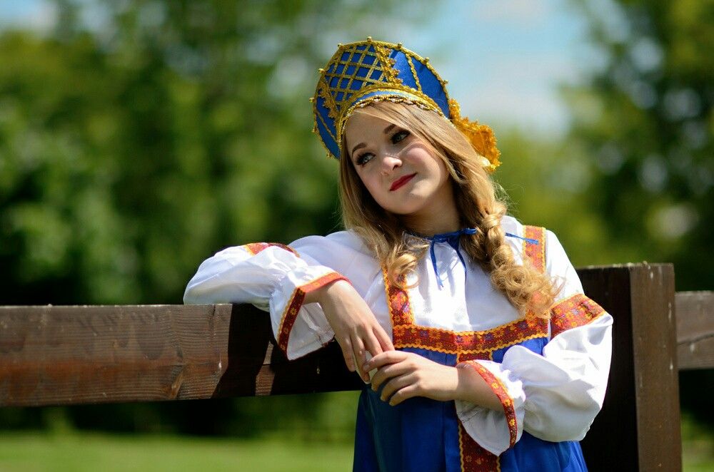 Photo Slavic girls in Bangi
